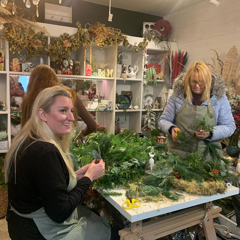 Christmas Wreaths Class