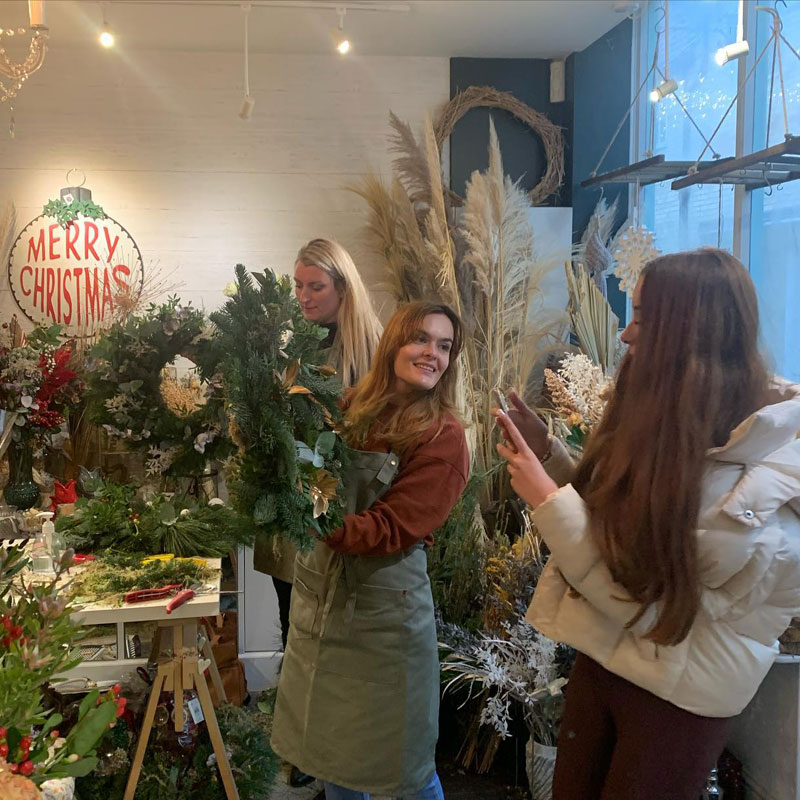 Christmas Wreaths Class