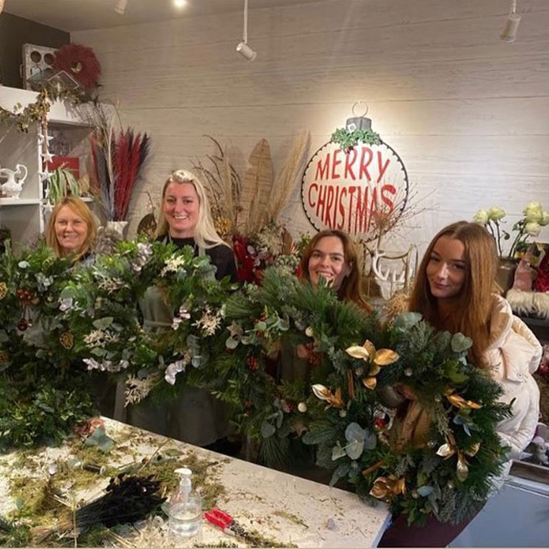 Christmas Wreaths Class